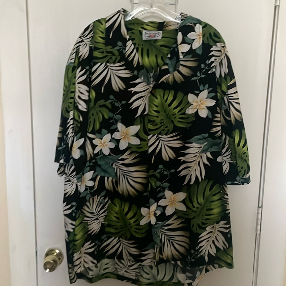 Men’s Hawaiian Shirt